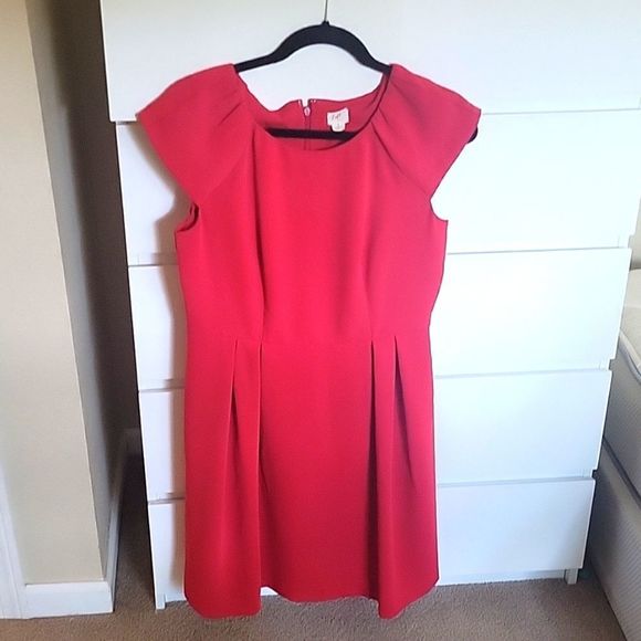 LOFT Dresses & Skirts - LOFT dress with cap sleeves